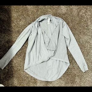 Zyia Cream Yoga Shawl - size large